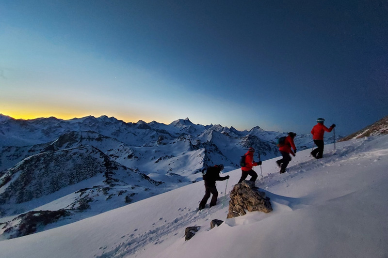 Lever du soleil à la Bella-Tola